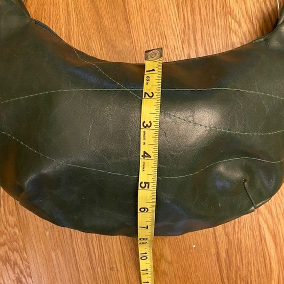 Crystalyn Kae Green Crossbody Hobo Vegan Leather Bag Purse Shoulder Bag Zipper - Picture 7 of 8